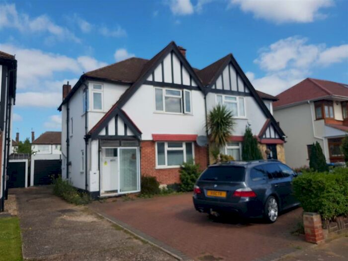 3 Bedroom Property To Rent In Dorchester Way, Harrow, HA3
