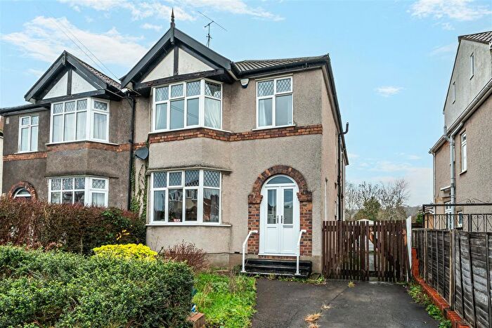 4 Bedroom Semi Detached House To Rent In Abbey Road, Bristol, BS9