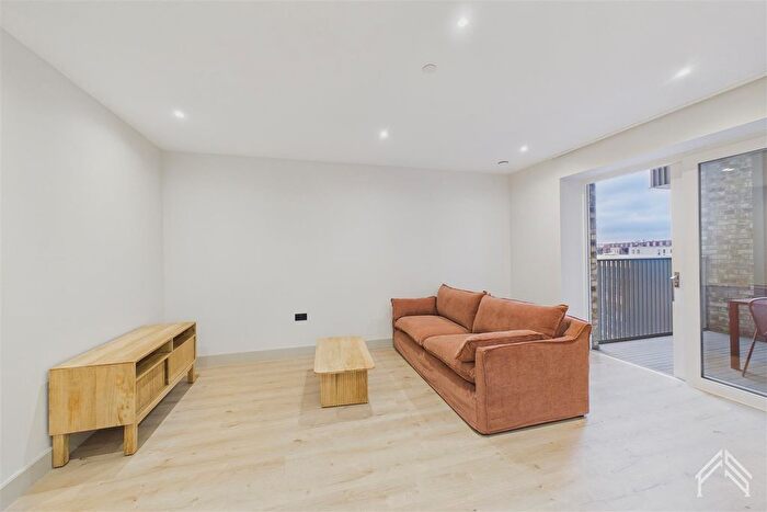 1 Bedroom Flat To Rent In Draycote House, London, NW9