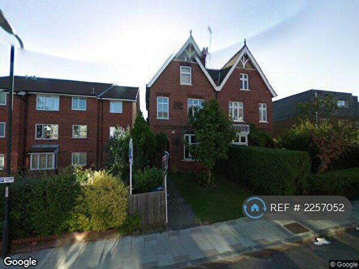 1 Bedroom Flat To Rent In Roxborough Park, Harrow, HA1