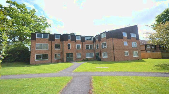 2 Bedroom Apartment To Rent In Rectory Close, Bracknell, RG12