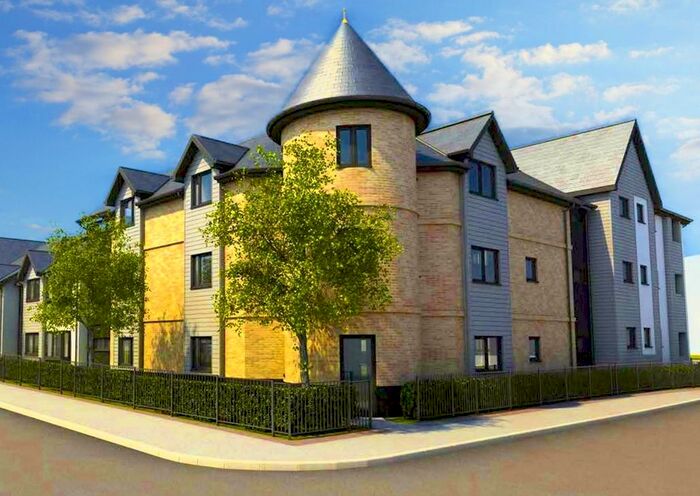 3 Bedroom Flat To Rent In Canterbury Street, Gillingham, ME7
