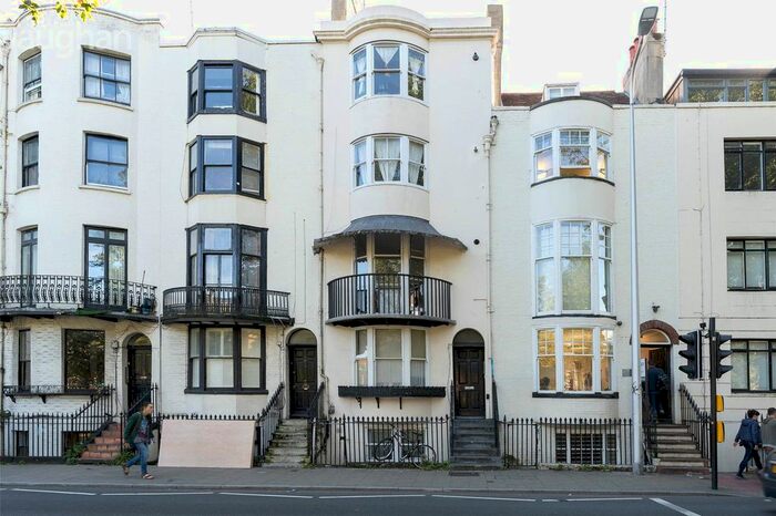 1 Bedroom Flat To Rent In Grand Parade, Brighton, East Sussex, BN2