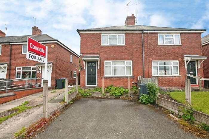 3 Bedroom Semi Detached House For Sale In Marsh Lane, West Bromwich, B71