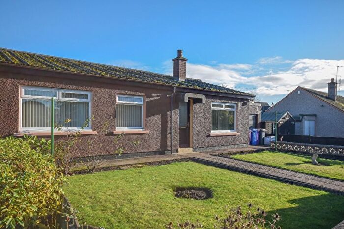 3 Bedroom Bungalow To Rent In South Esk Road, Tannadice, Angus, DD8