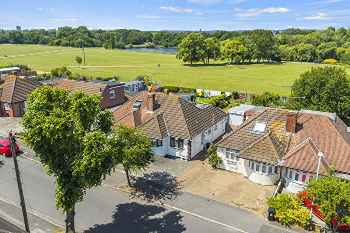 2 Bedroom Semi-Detached Bungalow For Sale In Warren Drive, Hornchurch, RM12
