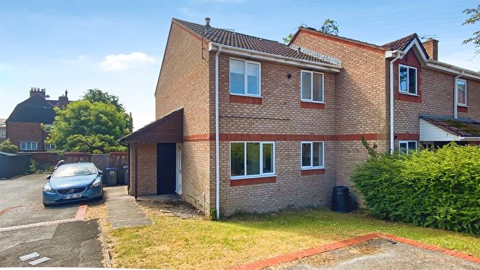 1 Bedroom End Terrace House For Sale In Seymour Court, Trowbridge, BA14