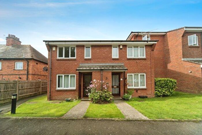 1 Bedroom Flat To Rent In Churchdale Road, Eastbourne, BN22