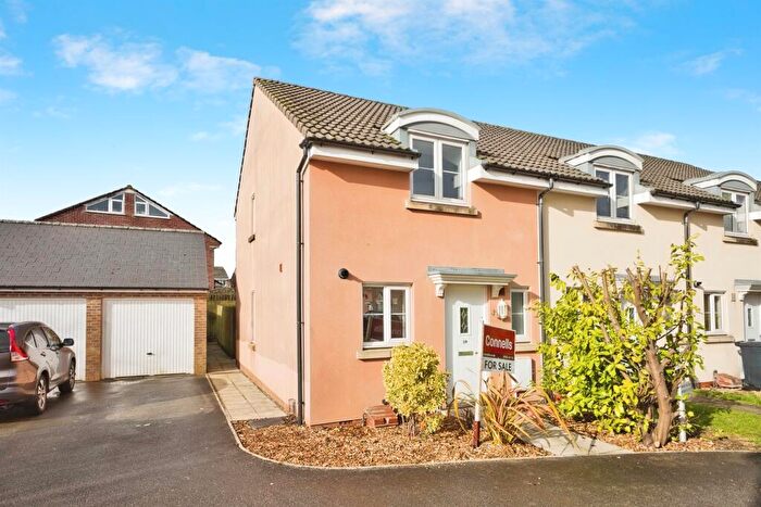 2 Bedroom End Of Terrace House For Sale In Cunningham Road, Yeovil, BA21