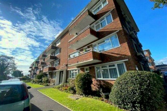1 Bedroom Apartment To Rent In Hatherley Mansions, Shirley Road, Shirley, SO15