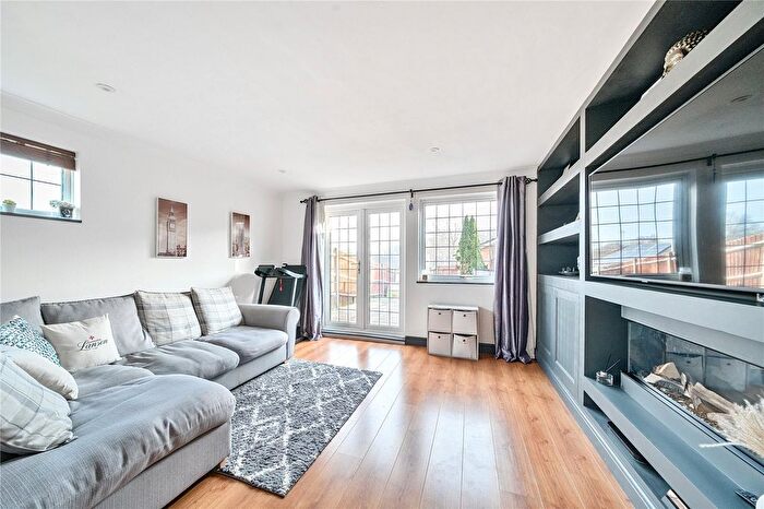 3 Bedroom End Of Terrace House For Sale In Mint Walk, Knaphill, Woking, Surrey, GU21