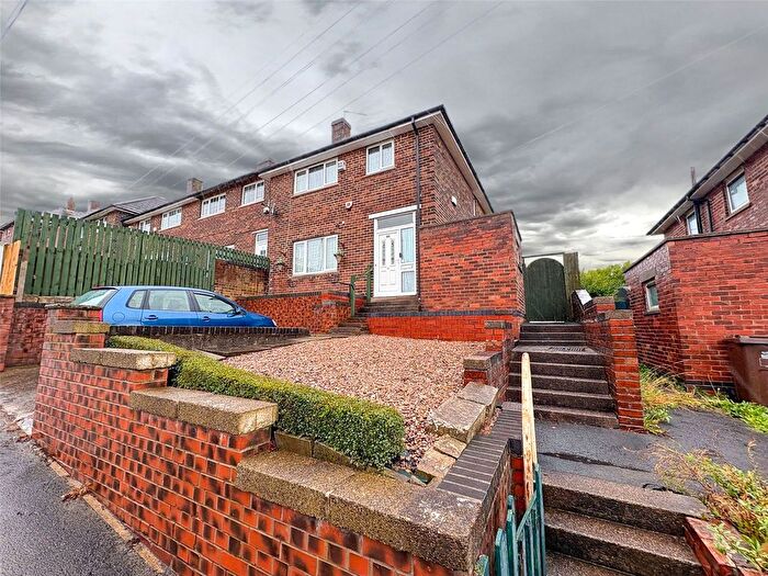 3 Bedroom Semi-Detached House For Sale In Raynald Road, Sheffield, South Yorkshire, S2