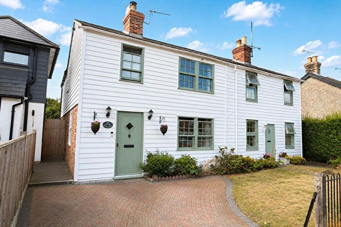3 Bedroom Semi Detached House For Sale In Church Street, Maidstone, ME17