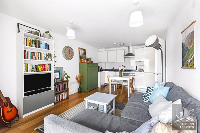 2 Bedroom Apartment To Rent In Ceramic Apartments, Cresset Road, Hackney, London, E9