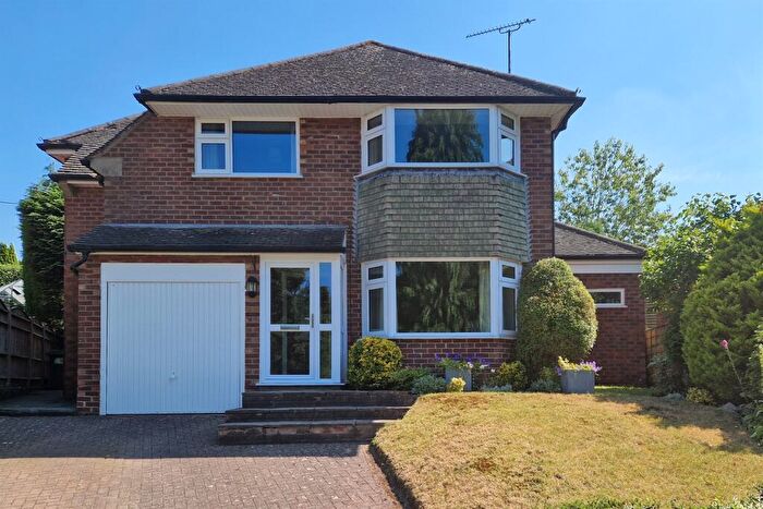 4 Bedroom Detached House For Sale In Cartledge Close, Cuddington, Northwich, CW8