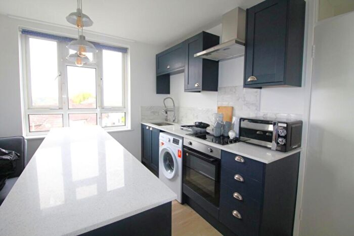 2 Bedroom Flat To Rent In Lacey Street, Ipswich, IP4