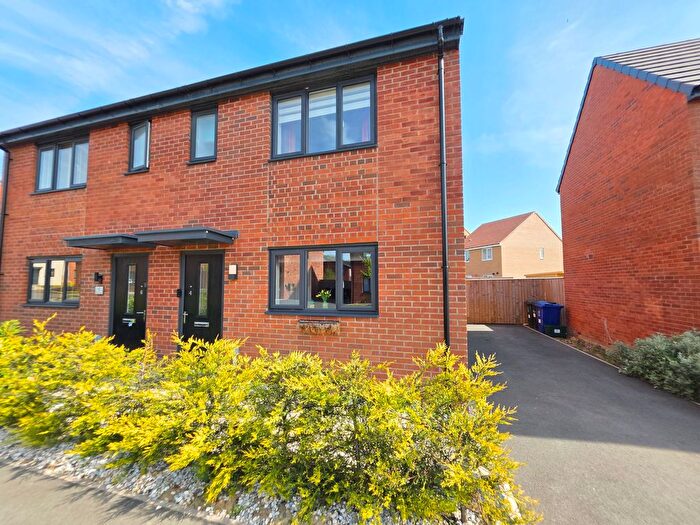 3 Bedroom Semi-Detached House For Sale In Blossom Crescent, Balby, DN4