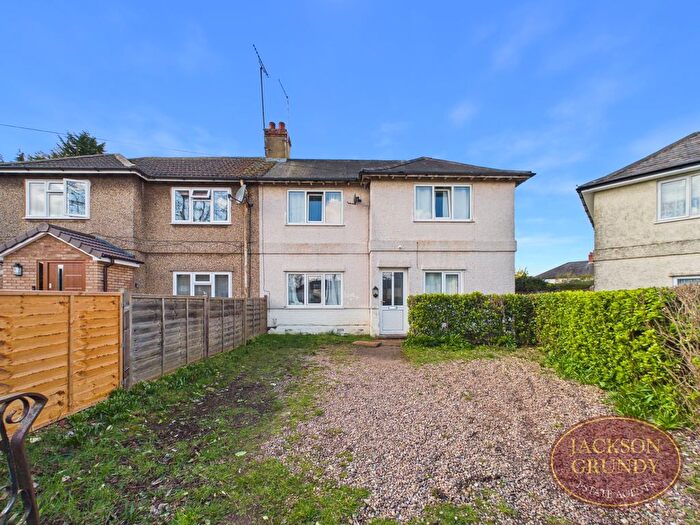 3 Bedroom Semi Detached House For Sale In Wheatfield Gardens, Abington, NN3
