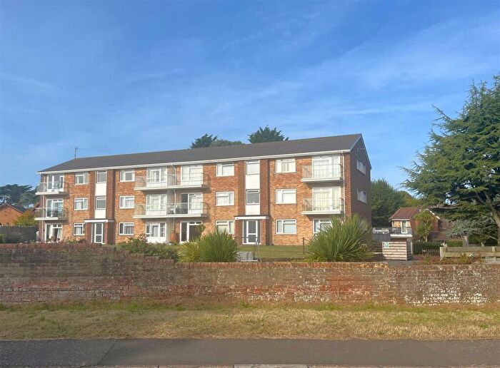 2 Bedroom Apartment For Sale In Bincleaves Road, Weymouth, DT4