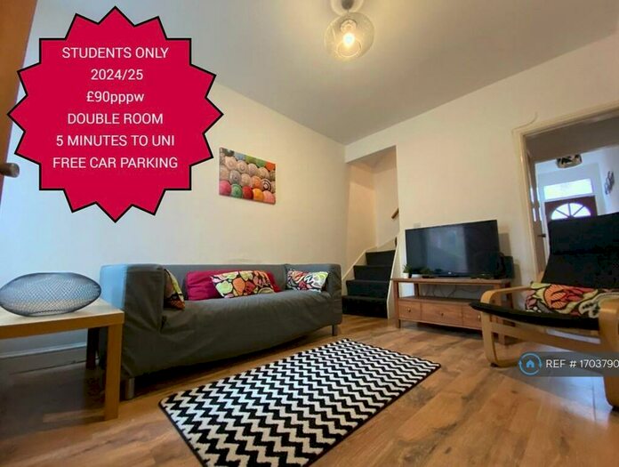 3 Bedroom Terraced House To Rent In Skipworth Street, Leicester, LE2