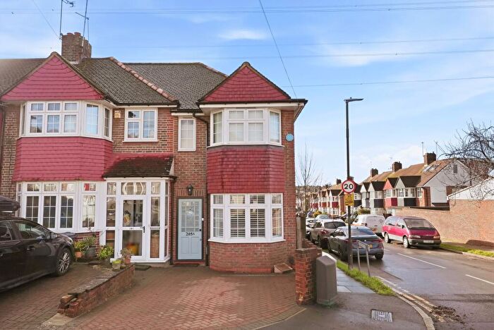 2 Bedroom End Of Terrace House For Sale In Lynmouth Avenue, Morden, SM4