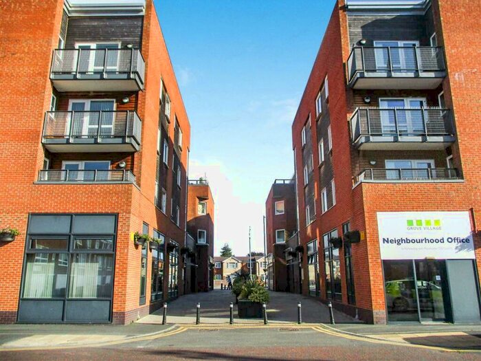 2 Bedroom Flat To Rent In Stockport Road, Grove Village, Manchester, M13