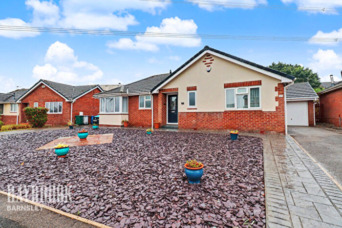 3 Bedroom Detached Bungalow For Sale In Medina Way, Barugh Green, S75