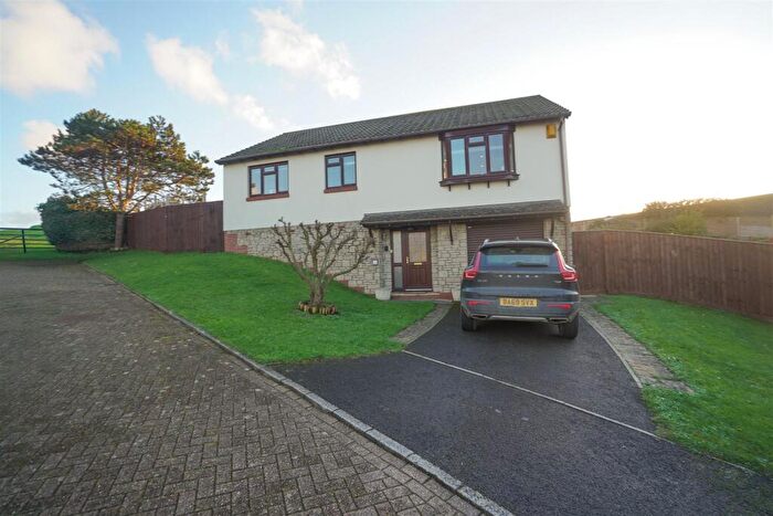 3 Bedroom Detached House For Sale In Great Burrow Rise, Northam, Bideford, EX39