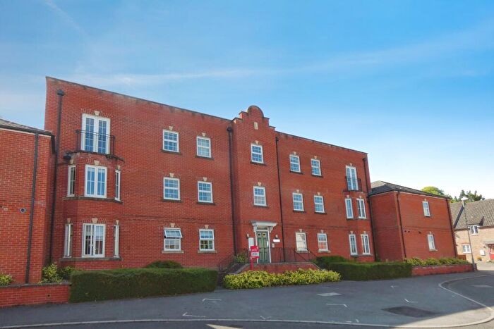 2 Bedroom Flat To Rent In Bridgewater Close, Salisbury, SP2