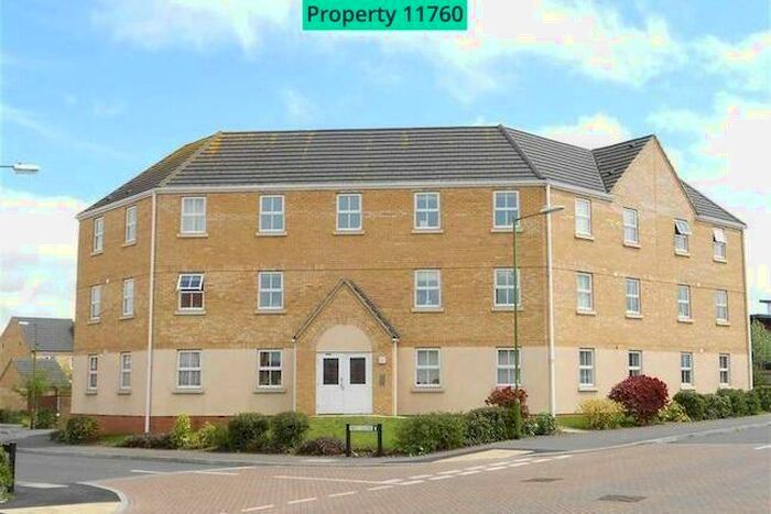 2 Bedroom Flat To Rent In Woodcock Road, Royston, SG8