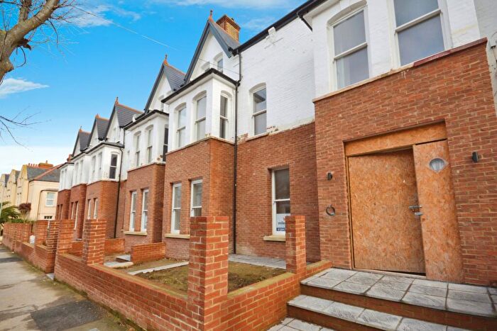 2 Bedroom Flat For Sale In Norfolk Road, Margate, CT9