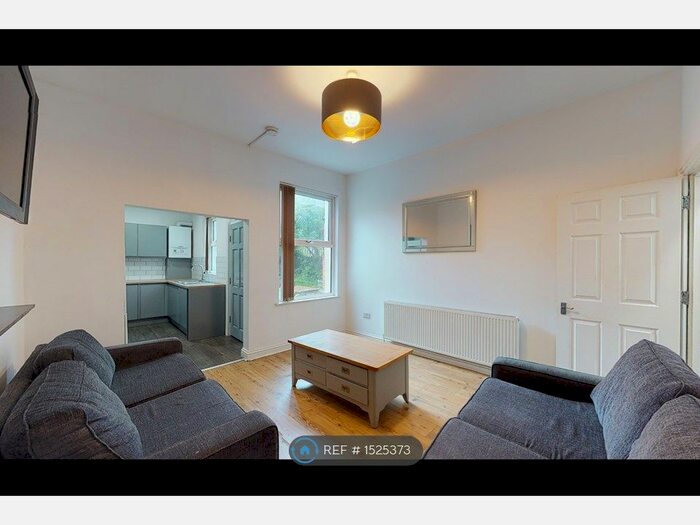 6 Bedroom Terraced House To Rent In Edmund Road, Sheffield, S2