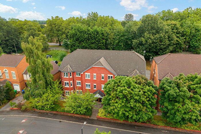 2 Bedroom Apartment For Sale In Chelsfield Grove, Chorlton, M21