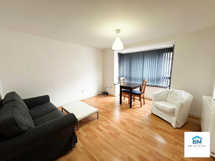 1 Bedroom Flat To Rent In Rowsley Street, Leicester, LE5