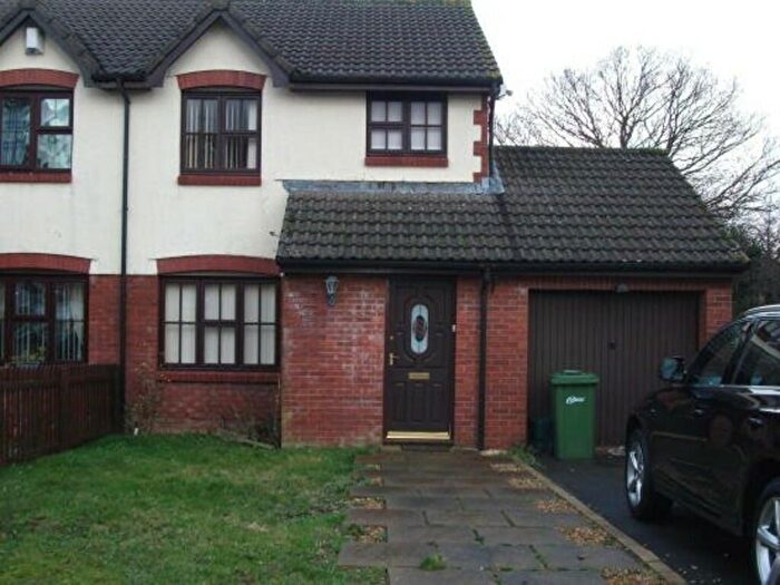 3 Bedroom Semi-Detached House To Rent In Llyswen, Bryn Siriol, Penpedairheol, CF82