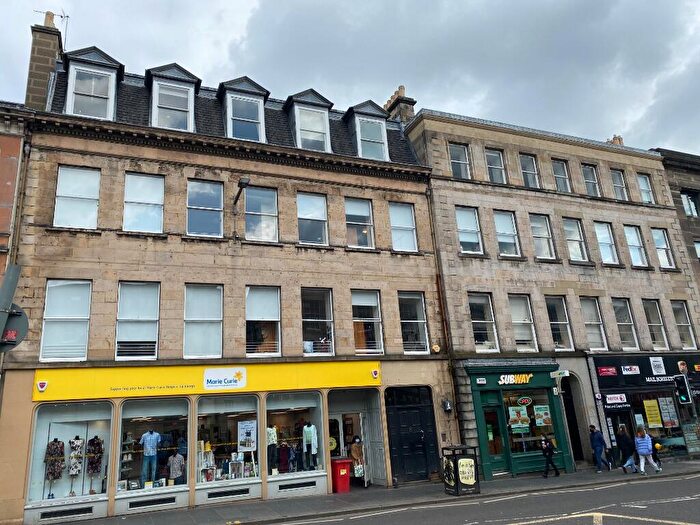 5 Bedroom Flat To Rent In South Bridge, Old Town, Edinburgh, EH1
