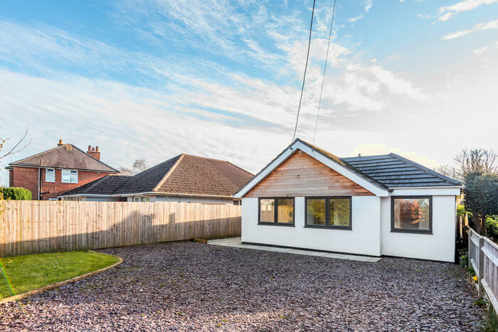3 Bedroom Bungalow To Rent In Everton Road, Hordle, SO41