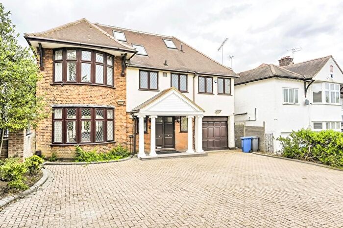 7 Bedroom Detached House To Rent In Buckingham Avenue, Whetstone, N20