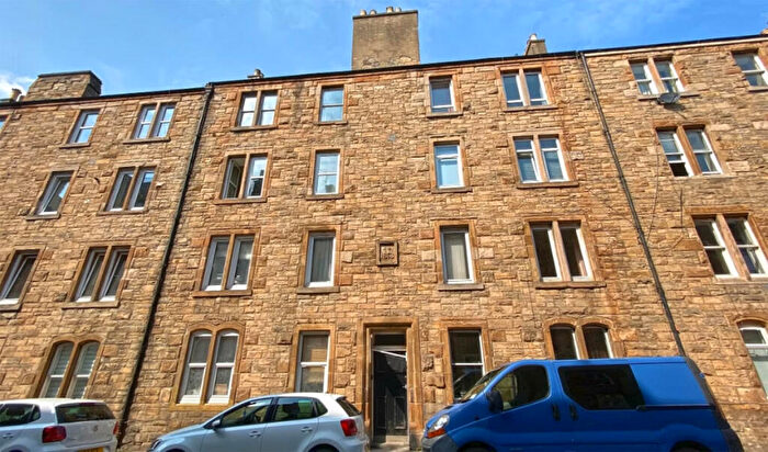 5 Bedroom Apartment To Rent In Upper Grove Place, Edinburgh, EH3
