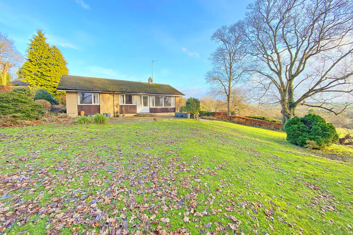 2 Bedroom Detached Bungalow To Rent In Hill Top Lane, Pannal, HG3