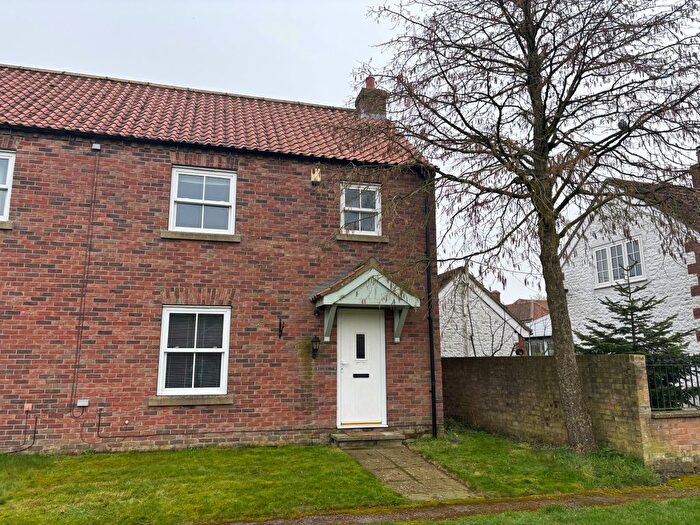 3 Bedroom Cottage To Rent In ., Malton, YO17