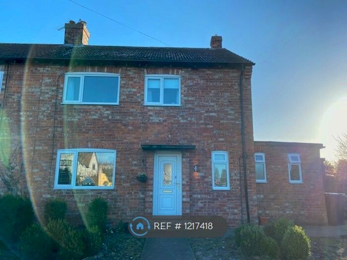 3 Bedroom Semi-Detached House To Rent In Westfield Gardens, Middleton Tyas DL10