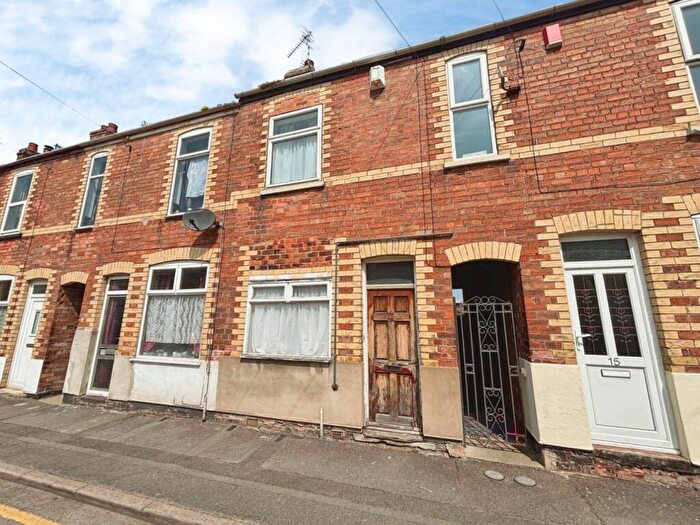 3 Bedroom Terraced House For Sale In Carlisle Street, Gainsborough, DN21