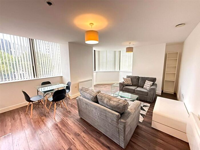 2 Bedroom Apartment To Rent In Broadway Residences, Broad Street, Birmingham, West Midlands, B15