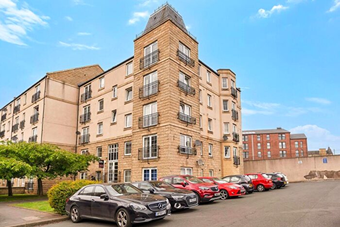 2 Bedroom Apartment For Sale In / Steads Place, Leith, Edinburgh, EH6