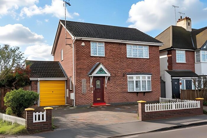 4 Bedroom Detached House For Sale In Sutton Road, Rochford, SS4