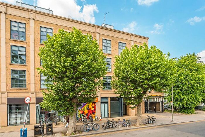 1 Bedroom Flat To Rent In Magdalen Road, Earlsfield, SW18