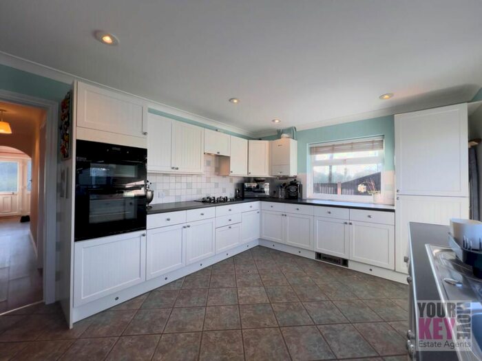 3 Bedroom Semi-Detached Bungalow For Sale In Courtenay Road, Dunkirk, Faversham, Kent, ME13