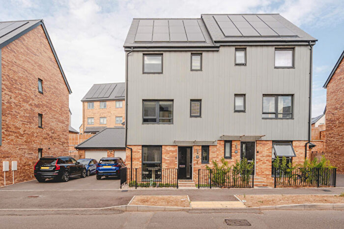 4 Bedroom Semi Detached House For Sale In Bridgeman Way, Bristol, BS10
