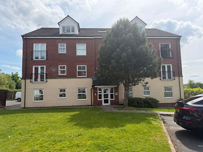 2 Bedroom Flat To Rent In River View Court, Bolton, BL2